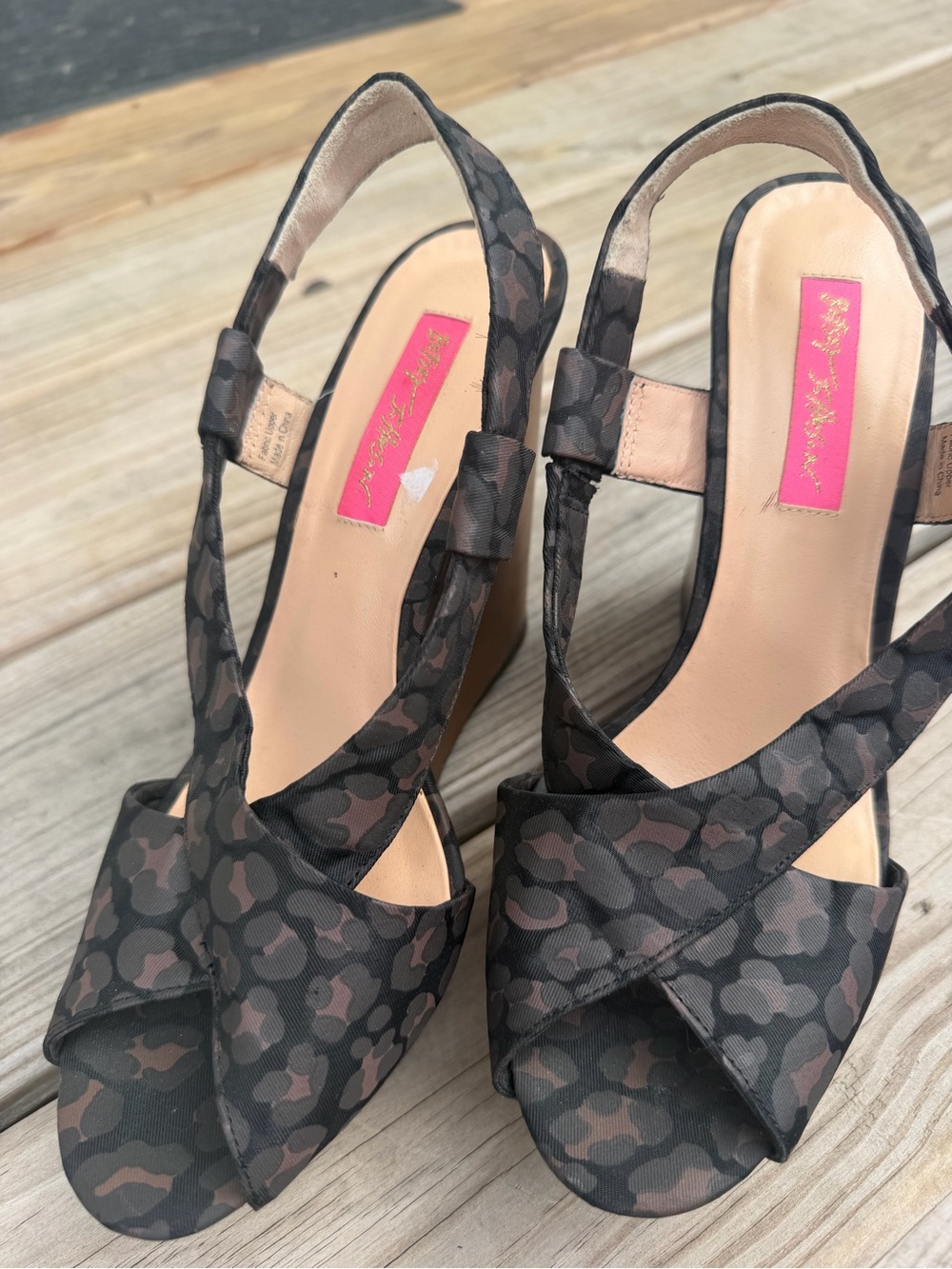 Betsey Johnson animal print wedge
